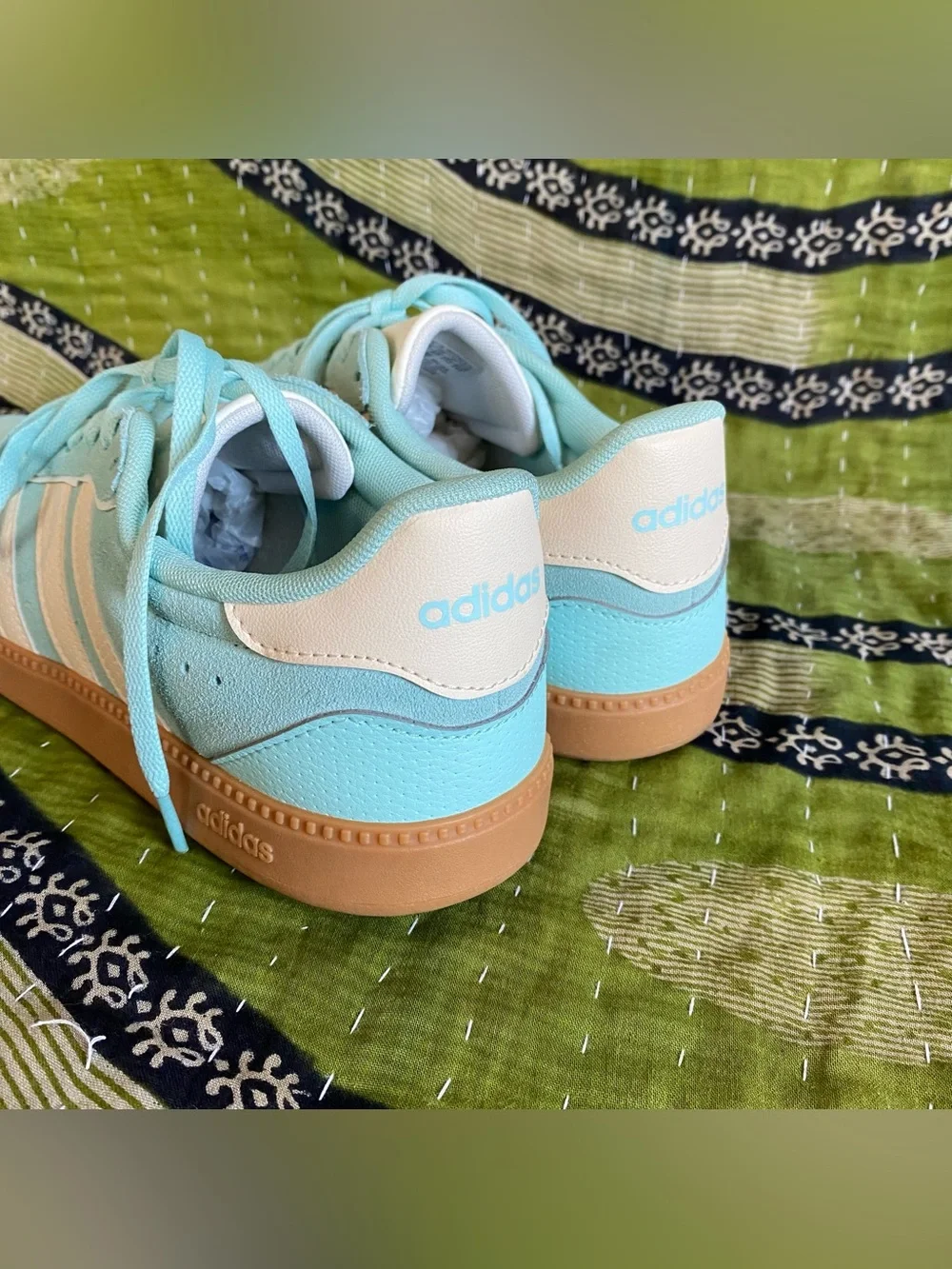 Adidas Flash Aqua/ Wonder White Breaknet Sleek Suede Sneakers 8 Streetwear